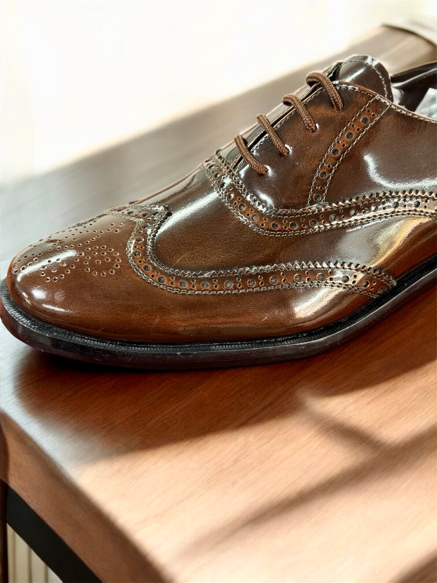 Zapato Oxford Brogue de Cuero Café Elegante para Hombre