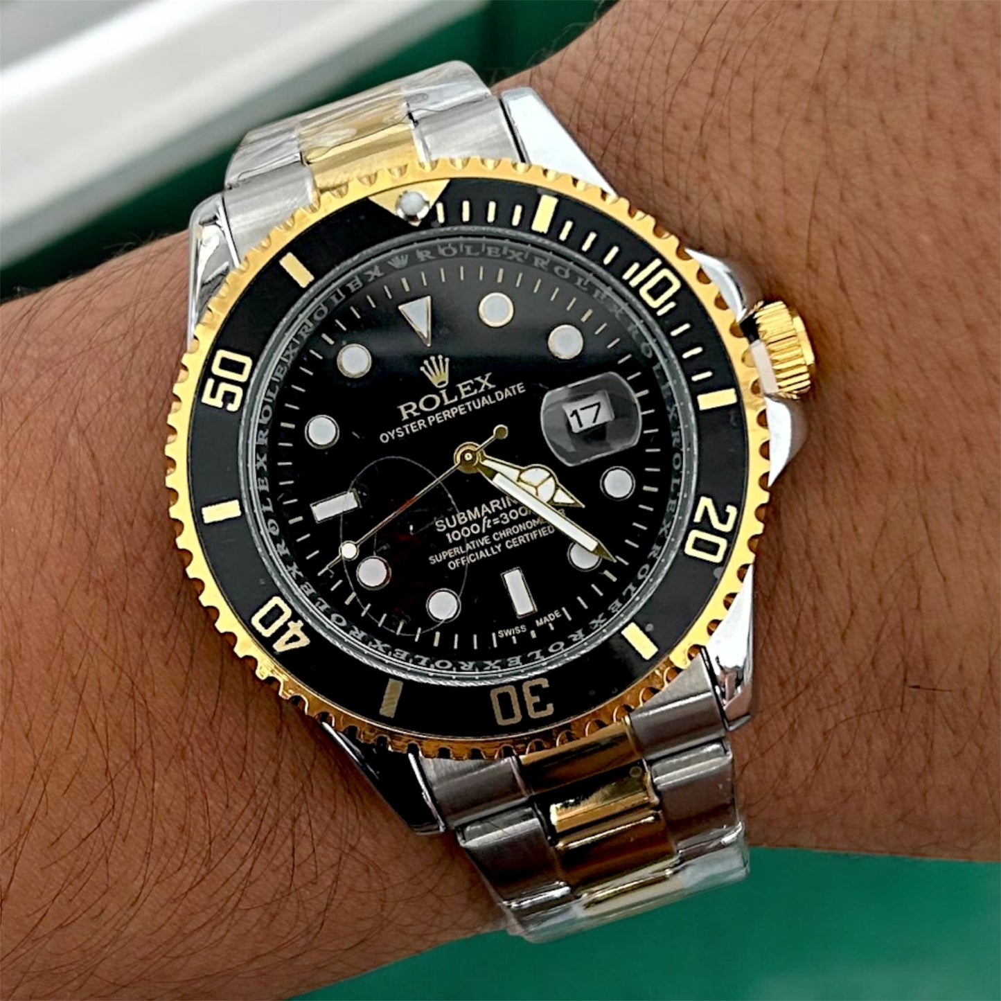 Rolex Submariner Bicolor fondo Negro