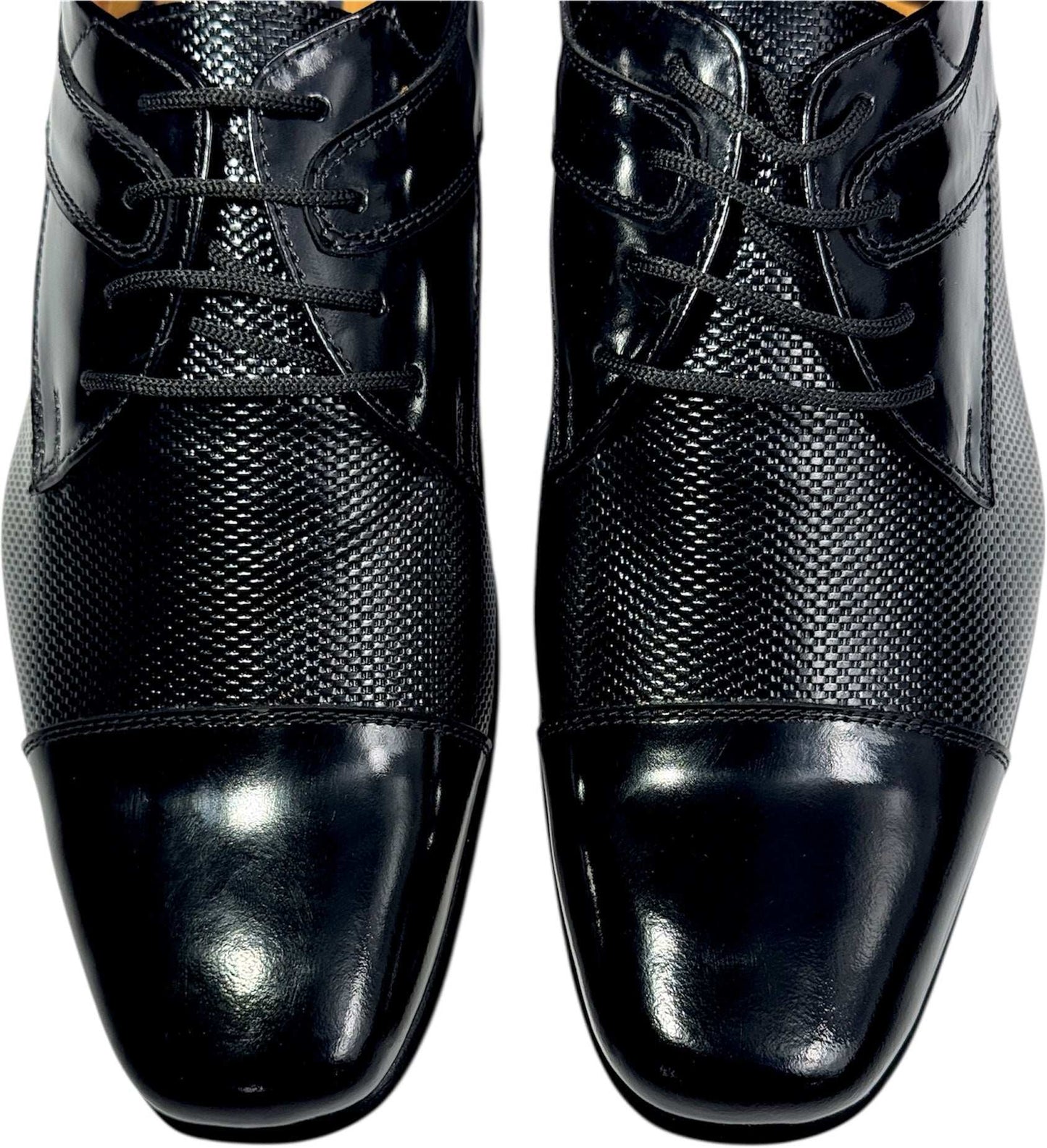 Zapatos de Vestir para Hombre – Diseño Texturizado con Acabado en Charol