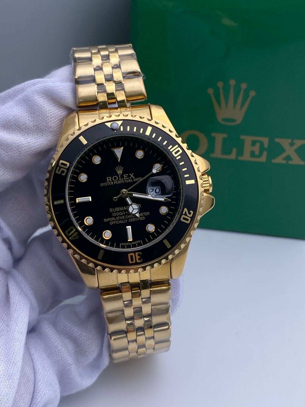 Rolex Submariner Dorado fondo Negro manilla Jubilee