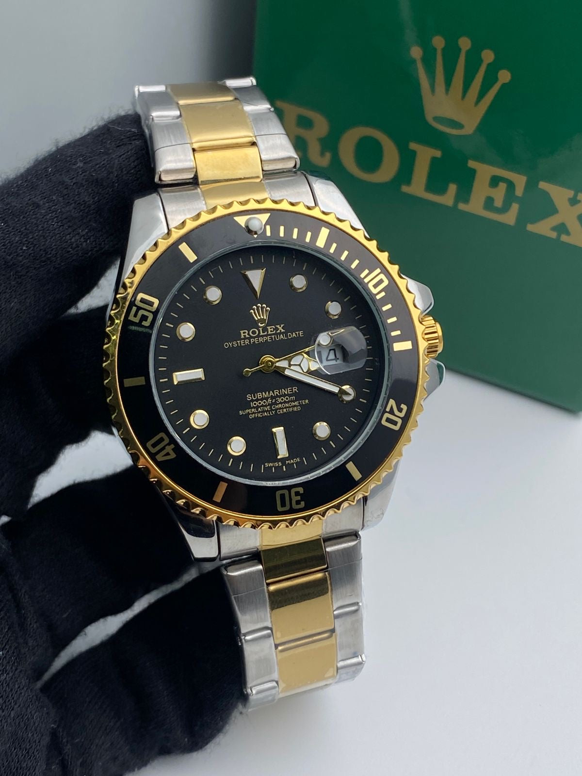 Rolex Submariner Bicolor fondo Negro